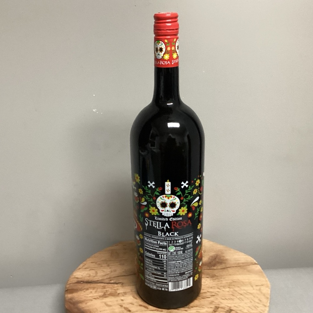 🔴 Stella Rosa Black Limited Edition Bottle - Huge - Heavy - Unique - Empty - Picture 7 of 16